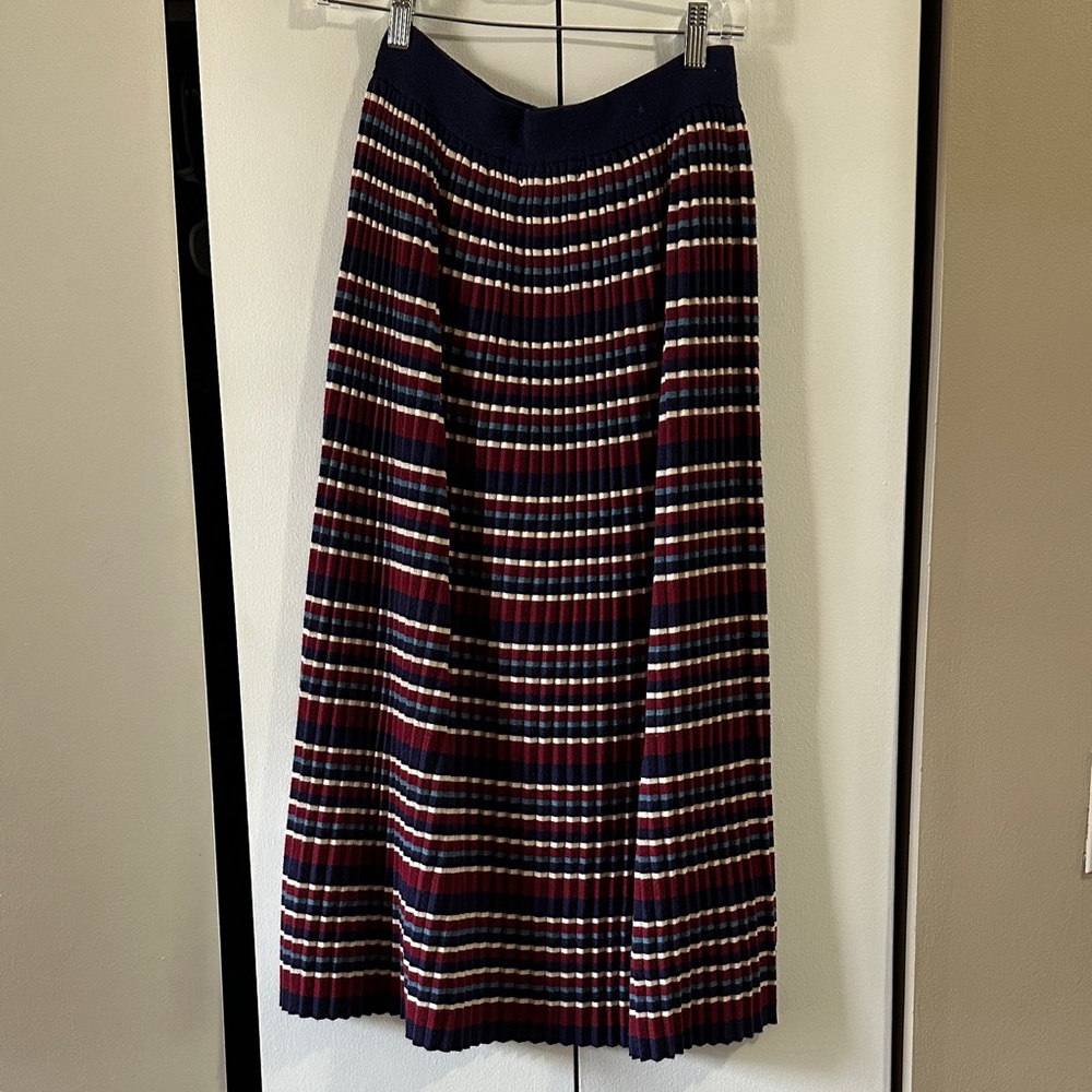 Chic Striped A-Line Skirt in Navy and Red